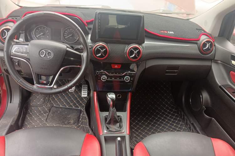 Used BAIC Senova X25 2015 1.5L manual Comfort trim level