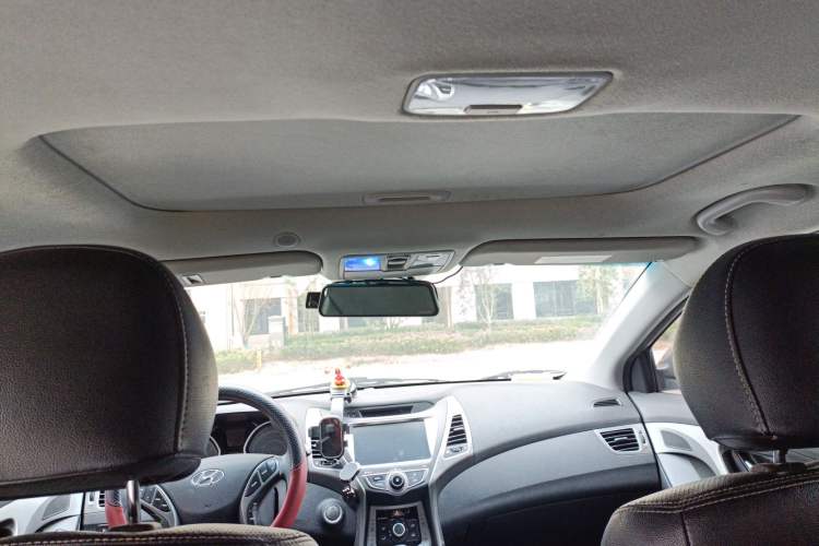 Used Hyundai Elantra (5th Generation / Langdong) 2016 1.6L Automatic Prestige Model