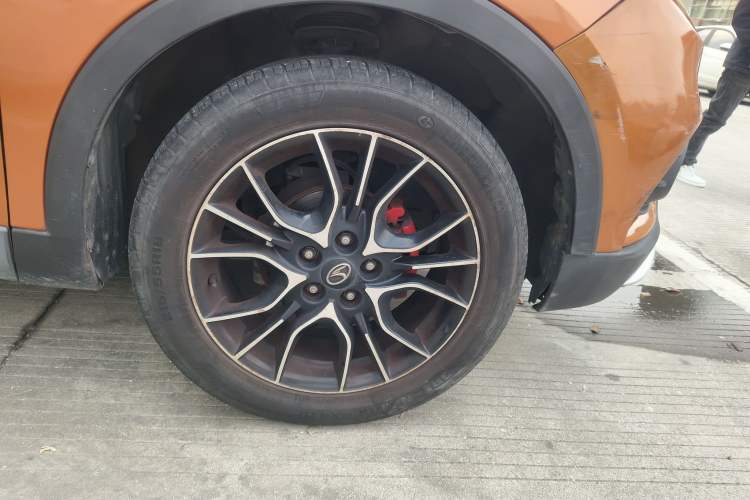 Used Soueast DX3 2016 1.5T CVT Flagship Model Right Front Wheel Hub