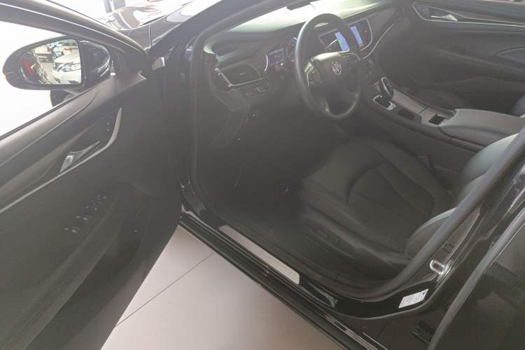 Used Buick LaCrosse 2022 652T Luxury Version
