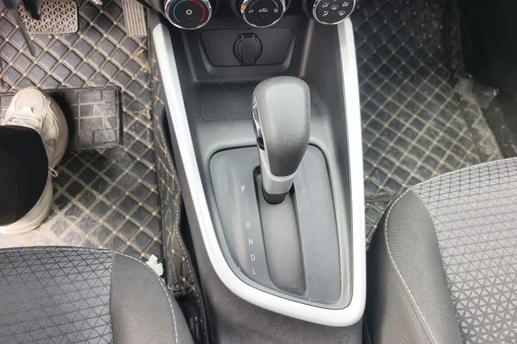 Used Chevrolet Cavalier 2022 325T Automatic Enjoyment Edition