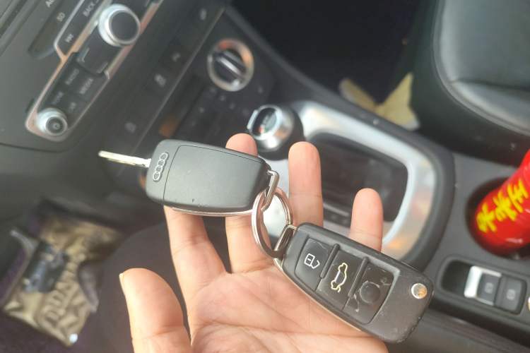 Used Audi Q3 2015 35 TFSI quattro Comfort model