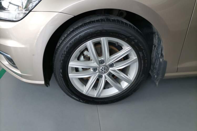 Used Volkswagen Golf 2019 1.6L Automatic Comfort Model China V Standard
