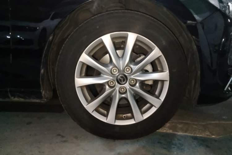 Used Mazda Atenza 2018 2.0L Blue Sky Luxury Edition China VI Standard
