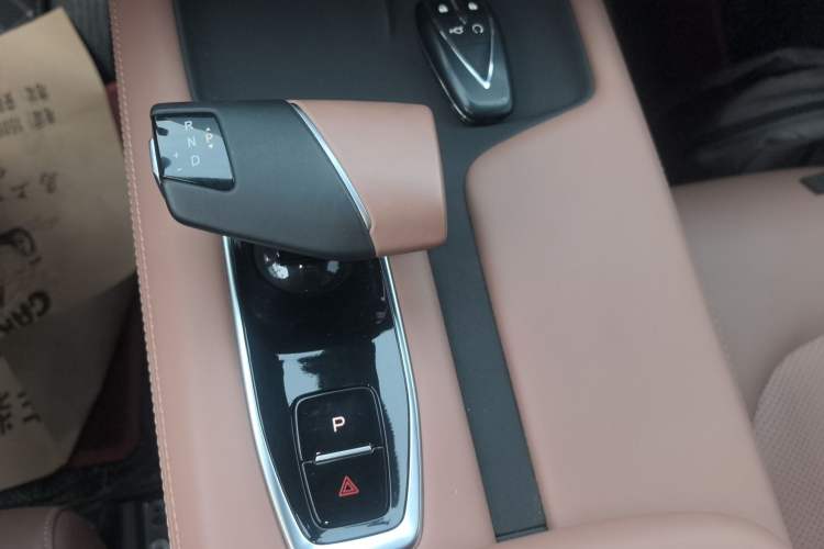 Used Changan UNI-Z 2025 1.5T Premium Edition
