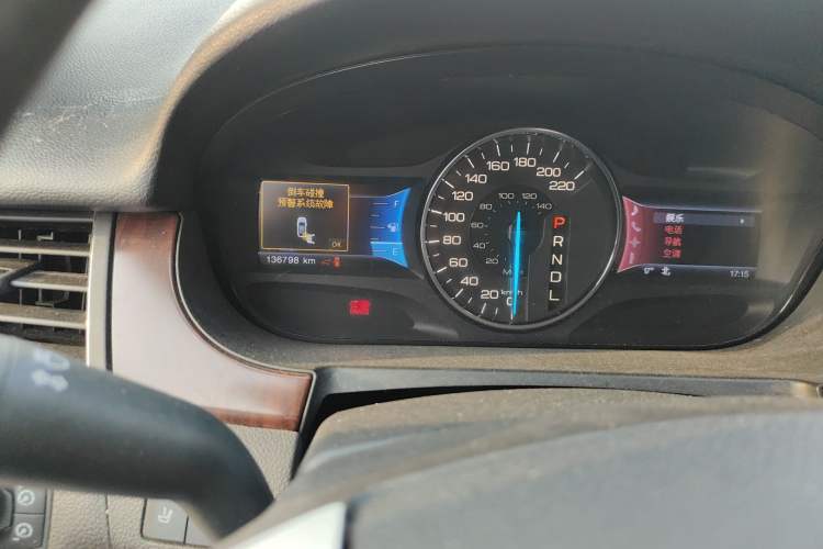 Used Ford Edge 2012 2.0T Zunrui Trim Odometer Close Up