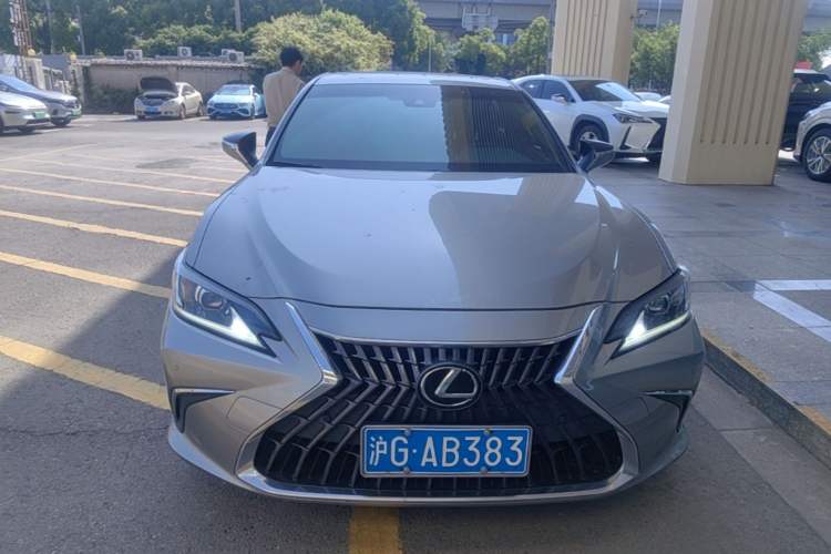 Used Lexus ES 2022 200 Luxury Edition
