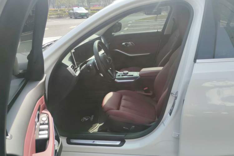 Used BMW 3 Series 2024 325i M Sport Package
