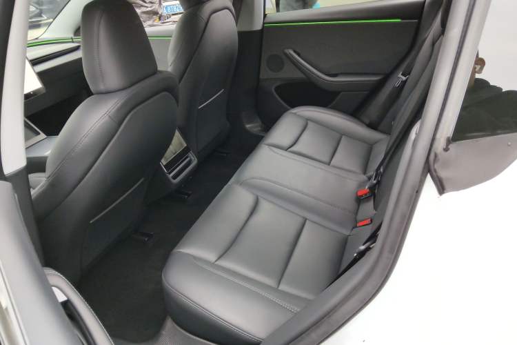 Used Tesla Model 3 2025 Rear-Wheel-Drive Version