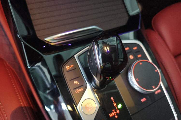 Used BMW X4 2022 xDrive 25i M Sport Package Gear Lever