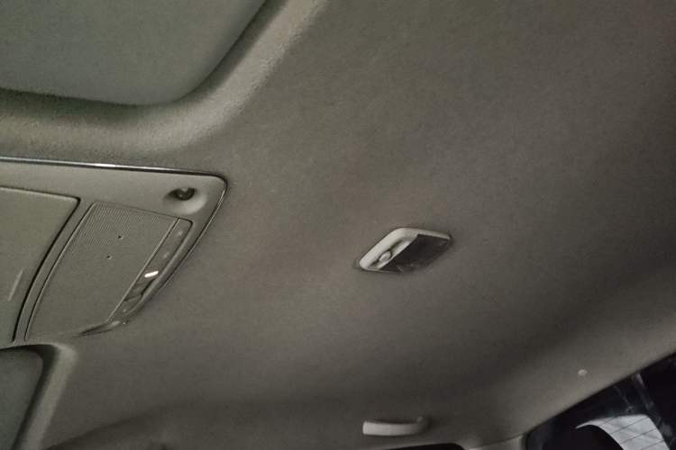 Used Nissan Navara 2017 2.5L Automatic 2WD Luxury Edition QR25