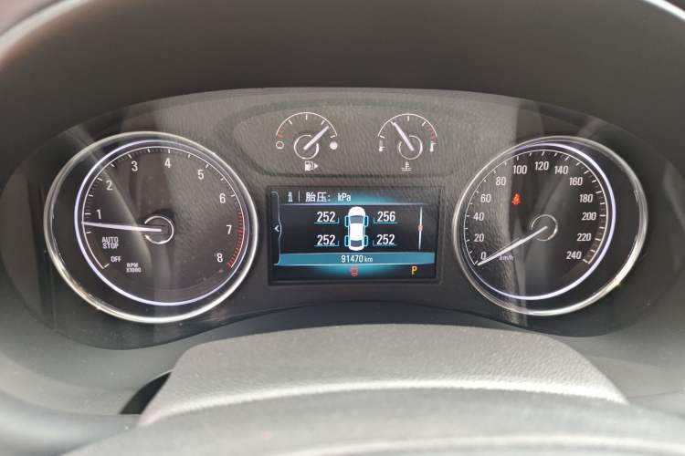 Used Buick LaCrosse 2016 28T Premium Edition Instrument Cluster