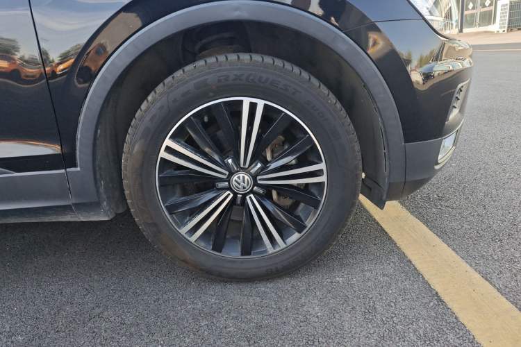 Used Volkswagen Tiguan L 2019 330TSI Automatic Two-Wheel Drive Luxury Edition China VI Standard