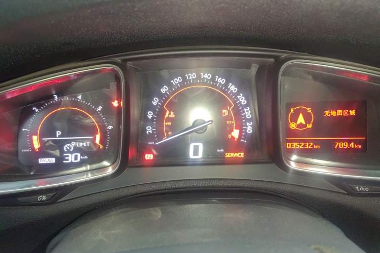 Used DS 6 2016 1.6T Luxury Edition THP160
