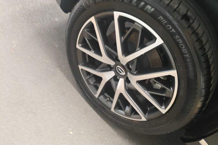 Used GAC Trumpchi ES9 2024 PHEV with 143 km Max