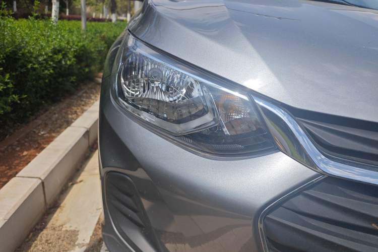 Used Chevrolet Cavalier 2021 325T Automatic Enjoyment Edition Right Front Headlight