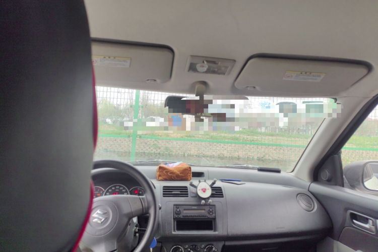 Used Suzuki Swift 2013 1.3L Manual Value Edition