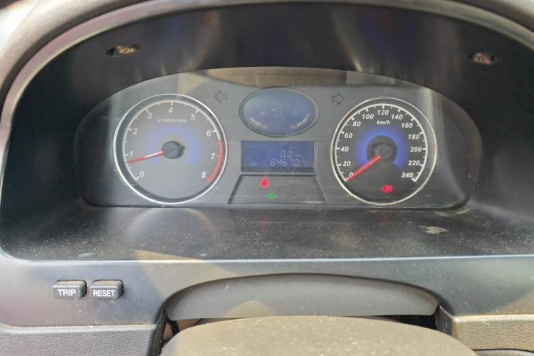 Used Geely Auto Classic Emgrand 2013 Sedan 1.5L Manual Entry-Level Model