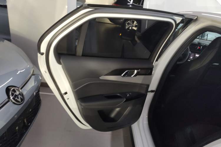 Used Lynk & Co 03 2022 2.0TD DCT JingPro