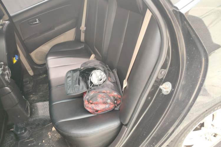 Used Hyundai Celesta 2011 1.6L Manual Luxury Model Left Rear Seat