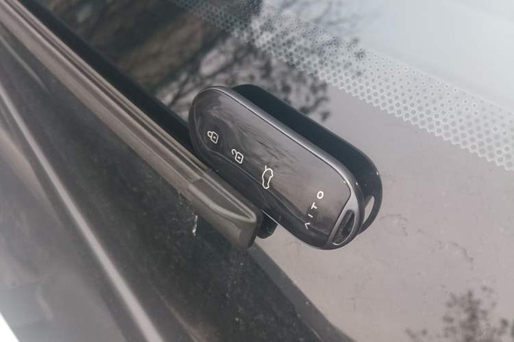 Used Hima AITO M7 2022 1.5T Four-Wheel Drive Luxury Edition
