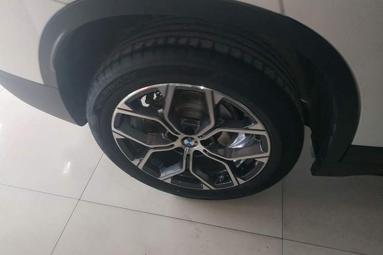 Used BMW X1 2021 Restyled sDrive25Li Leading Edition
