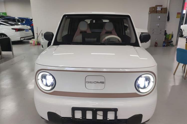 Used Geely Galaxy Panda 2024 Facelifted Panda Mini 200km Dragon Edition