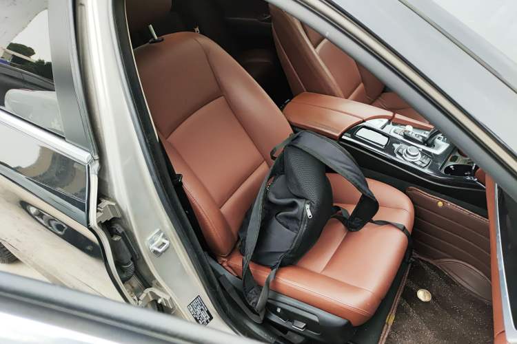 Used BMW 5 Series 2017 520Li Elegant Edition
