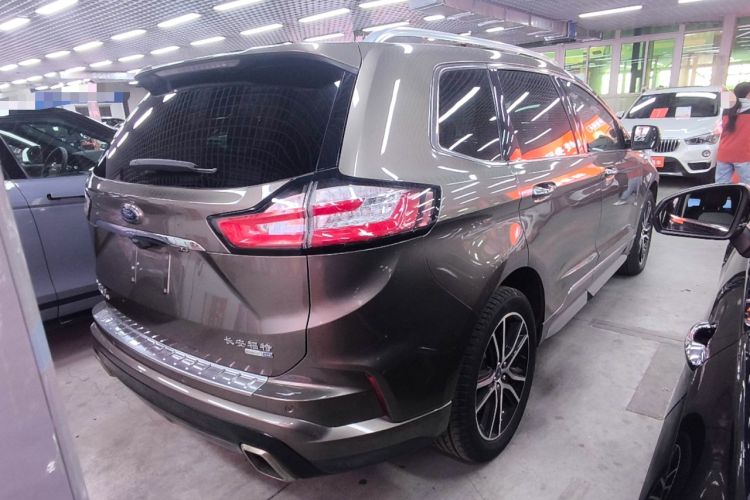 Used Ford Edge 2020 EcoBoost 245 Two-Wheel Drive Titanium 7-Seater
