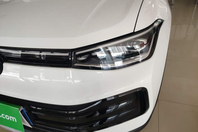 Used Volkswagen Tharu 2026 Model Xinrui 1.5L Ruiyi Edition Left Front Headlight