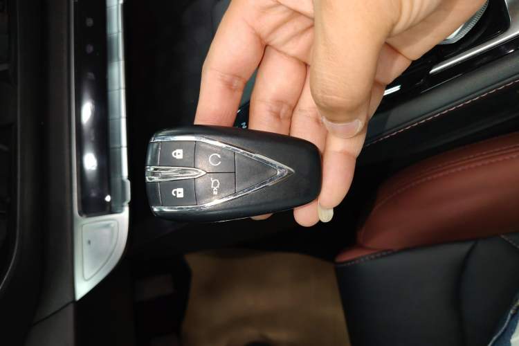 Used CHANGAN Eado 2023 Changan Edition PLUS Blue Whale NE 1.4T GDI DCT Prestige Version Vehicle Key