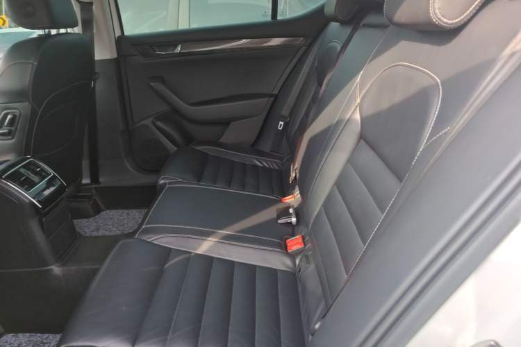 Used Skoda Superb 2016 TSI280 DSG Champion Edition Left Rear Seat