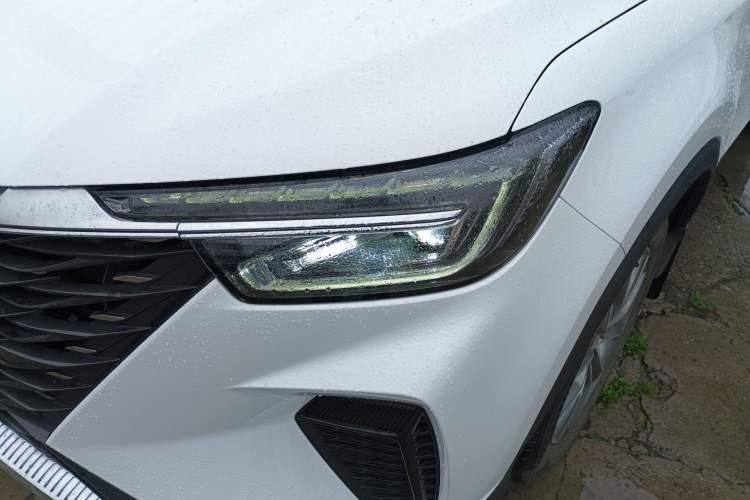 Used Roewe RX5 2023 PLUS 330TGI Automatic Trendsetting Smart Edition Left Front Headlight