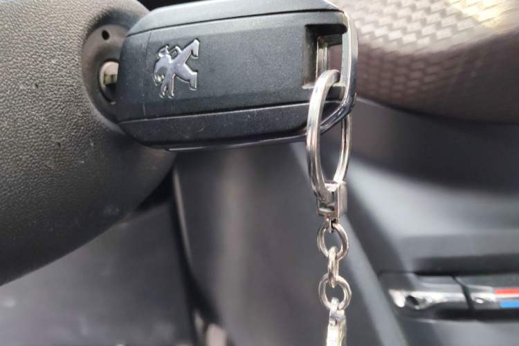 Used Peugeot 2008 2015 1.6THP Automatic Fashion Edition