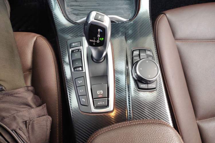 Used BMW X4 2014 xDrive28i Leading Model Gear Lever