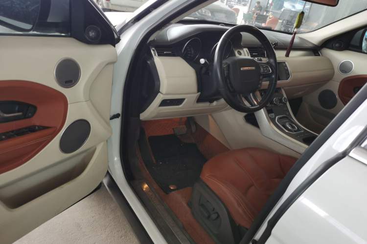 Used Land Rover Range Evoque 
