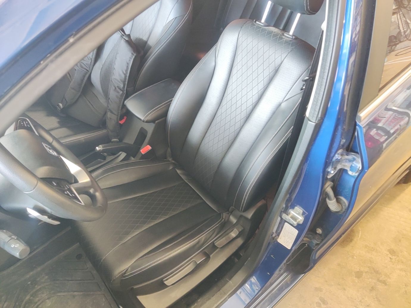 Interior delantero