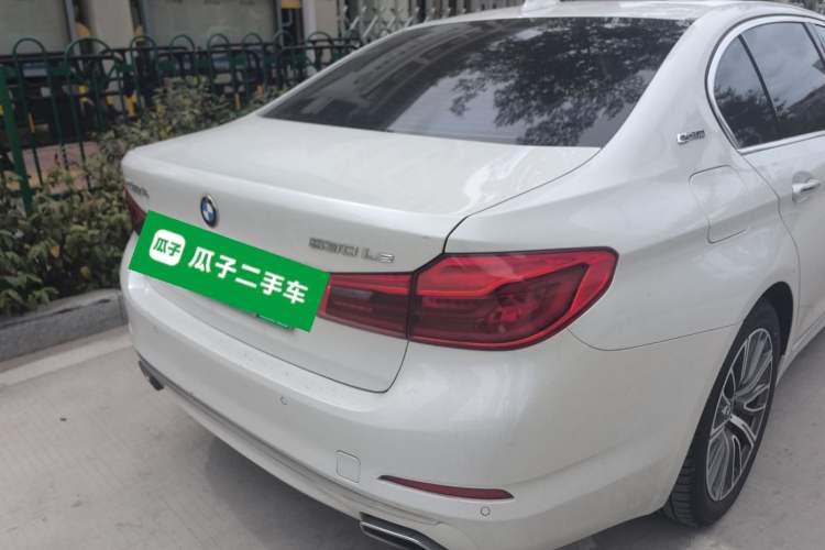 Used BMW 5 Series New Energy 2019 530Le Luxury Package Rear Right 45 Deg