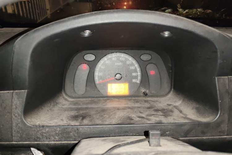 Used Wuling Zhiguang 2015 1.2L Practical LS-I Model