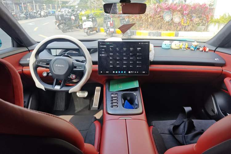 Used Xiaomi Auto SU7 2024 Four-Wheel Drive Ultra-Long Range Advanced Intelligent Driving Max Edition