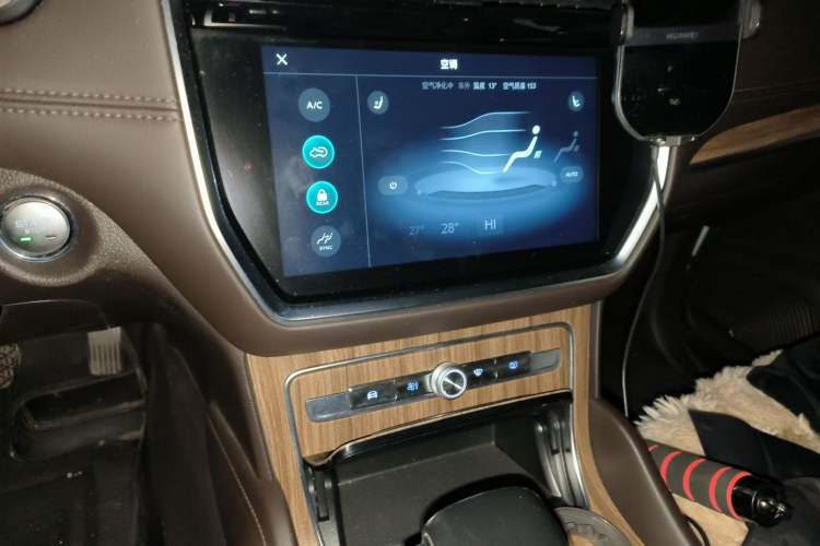 Used Roewe RX8 2019 30T Smart Connectivity Four-Wheel Drive Supreme Flagship Edition