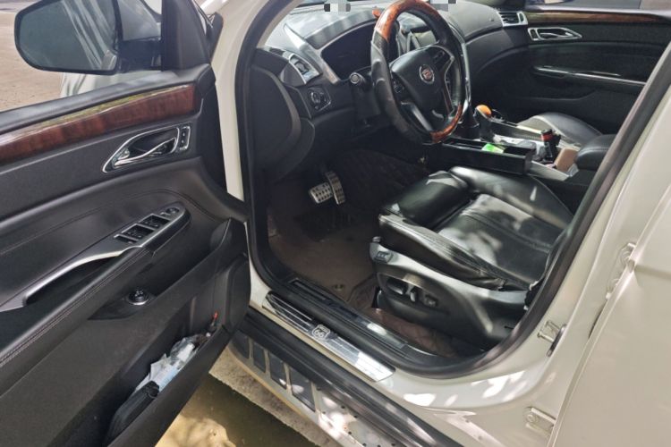 Used Cadillac SRX 2014 3.0L Flagship Model Driver Seat