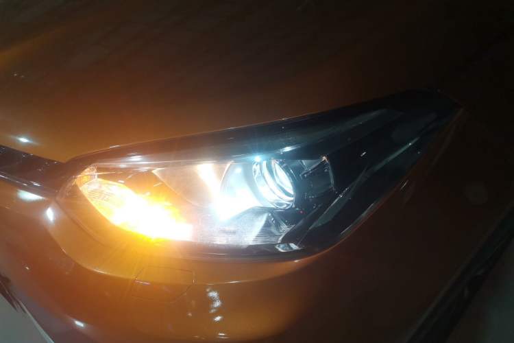 Used MG GS 2015 2.0TGI TST Four-Wheel Drive Flagship Edition
