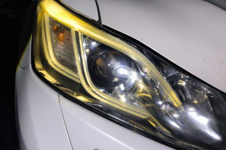 Used Toyota Crown 2018 2.0T Fashion Edition
