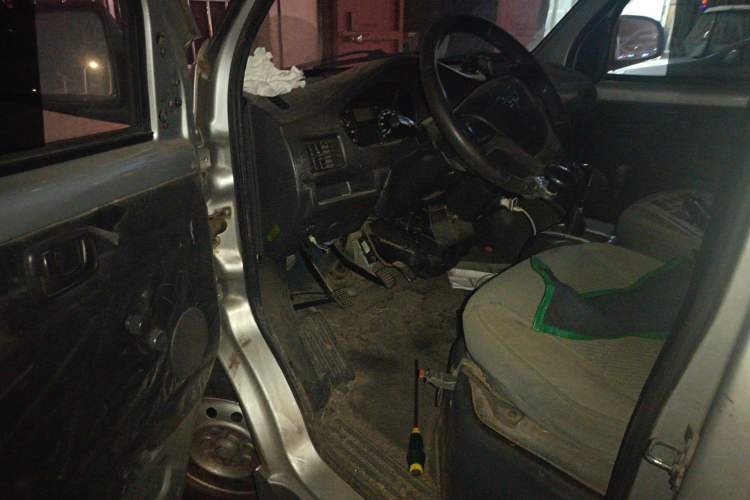 Used Wuling Rongguang 2014 1.2L S Base Model