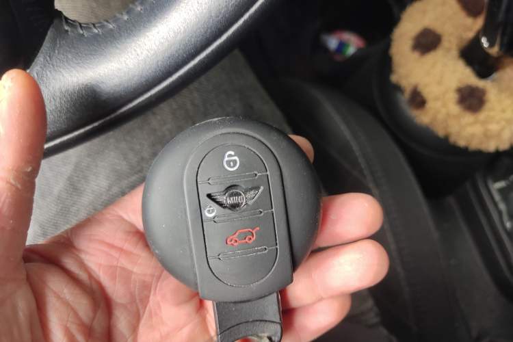 Used MINI MINI 2019 1.5T COOPER Classic Edition Five-Door Version
