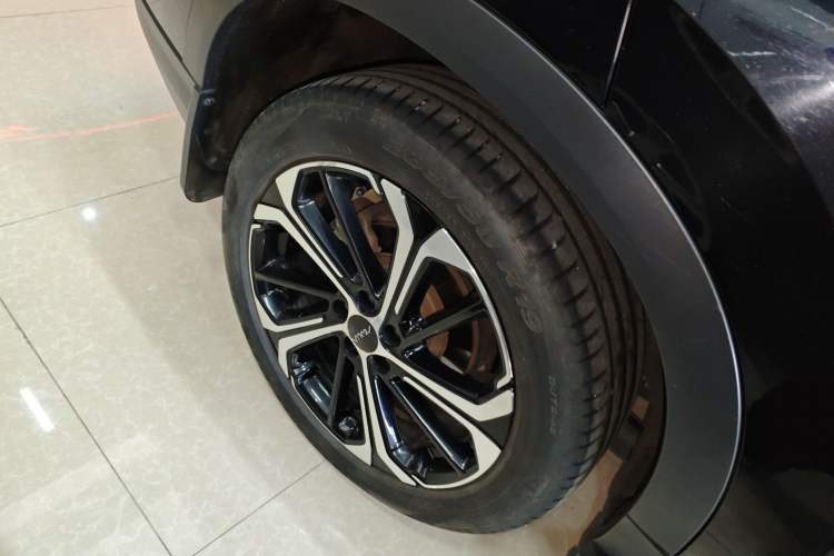 Used Dongfeng Aeolus Huge 2022 Mach Dual-Motor 1.5T MHD Dare-to-Dream Edition