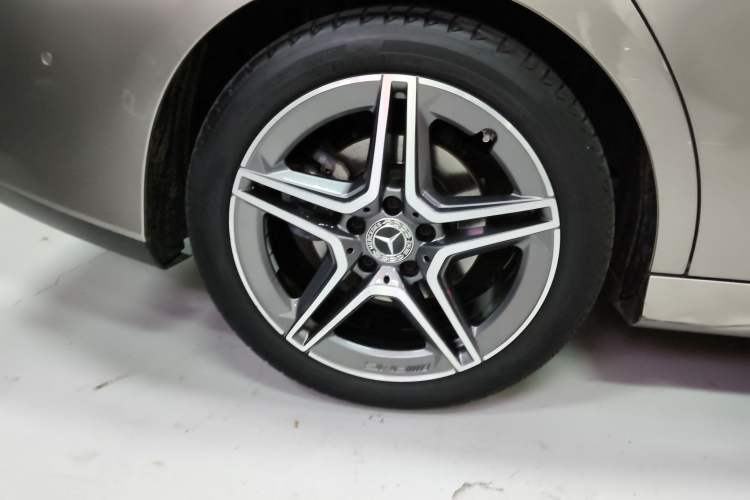 Used Mercedes-Benz CLA 2021 CLA 200 Exterior 3