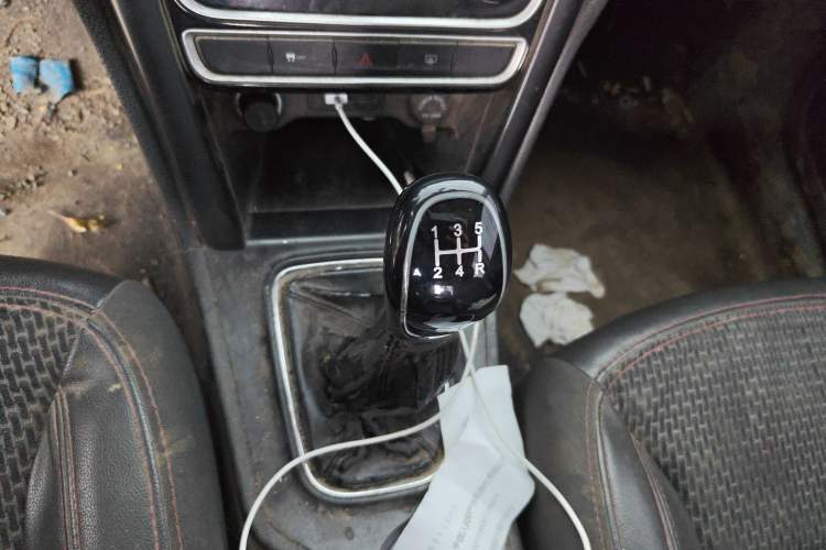 Used Chery Tiggo 3 2016 1.6L Manual ZhiShang Edition