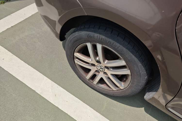 Used Volkswagen Touran 2011 1.4T DSG ZhiZhen Edition 7-Seater